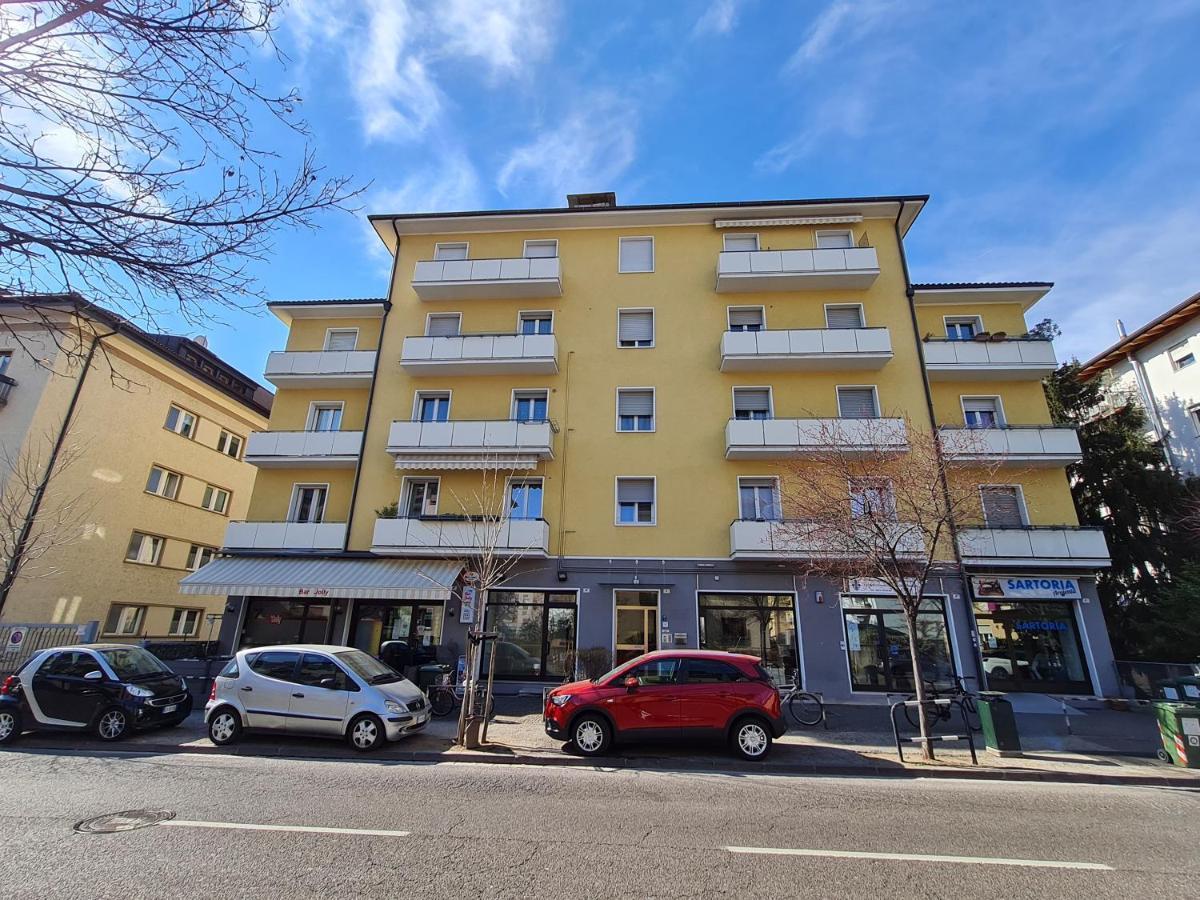 Apartment Palermo - Very Cosy, Calm And Close To The City Centre 博尔扎诺 外观 照片